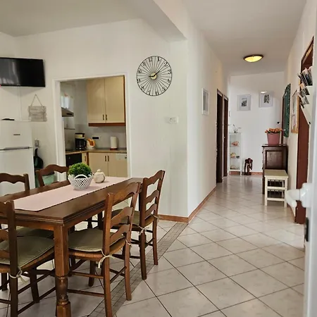 Apartmán Rosovic J&c