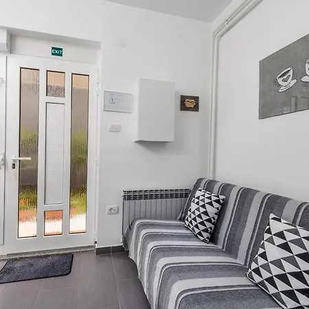 Rosovic J&c Appartement *
